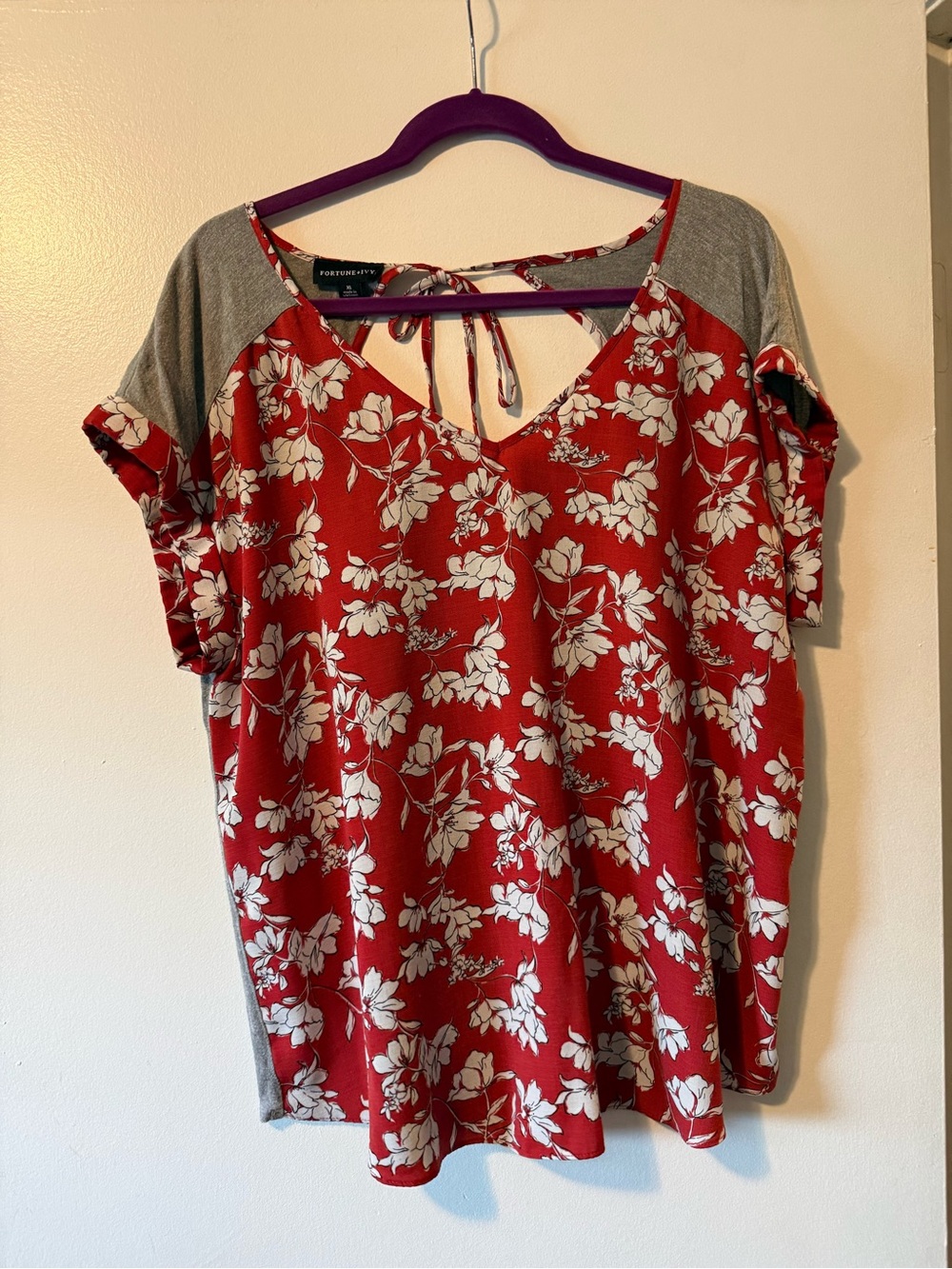 Ava & Viv Red Floral V-Neck Tie-Back Mixed-Media Top